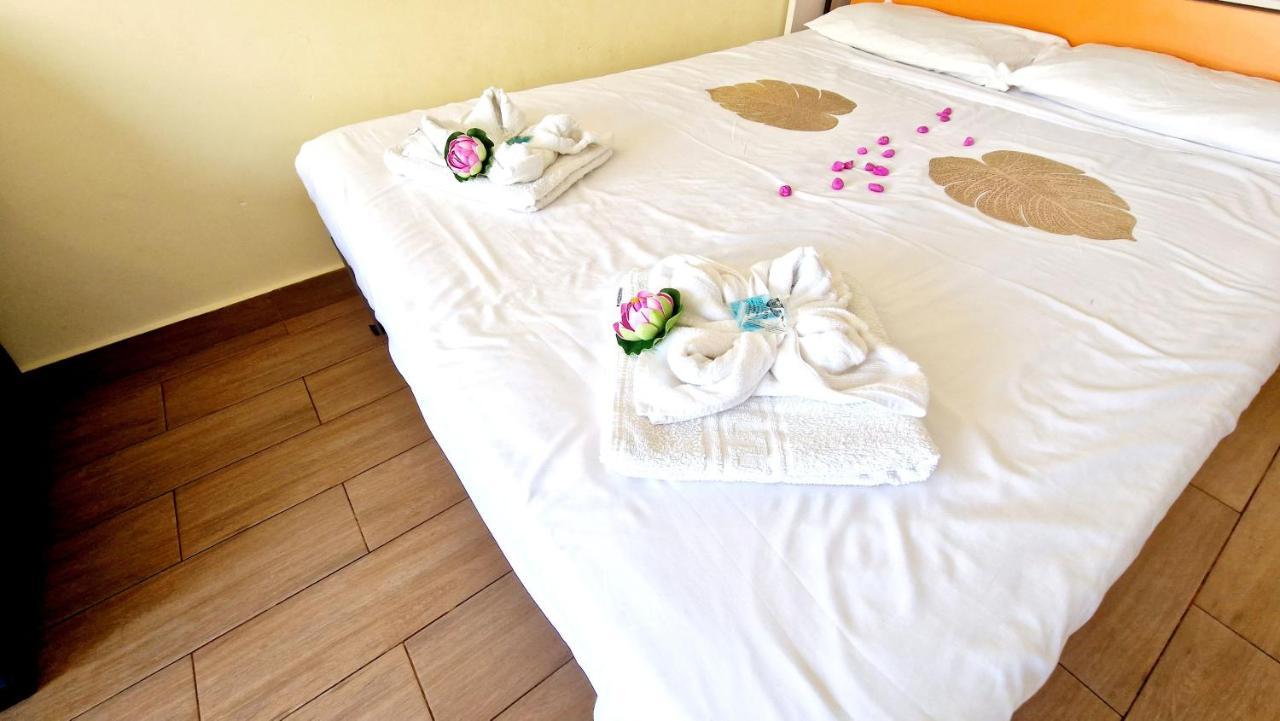 Olympia Studio, Ocean View Playa de las Américas Exterior foto